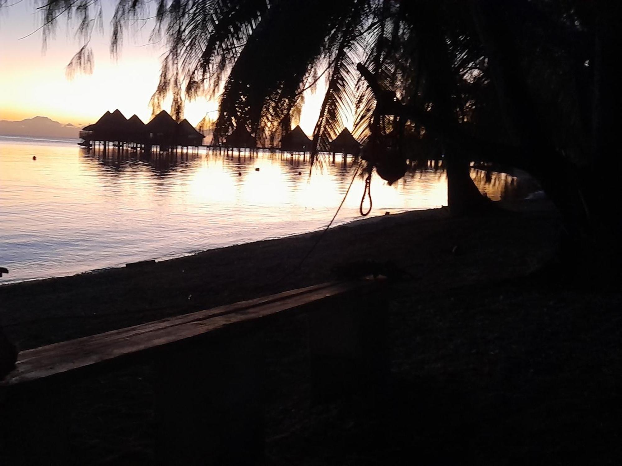 Hinamoe Lodge Avatoru Luaran gambar