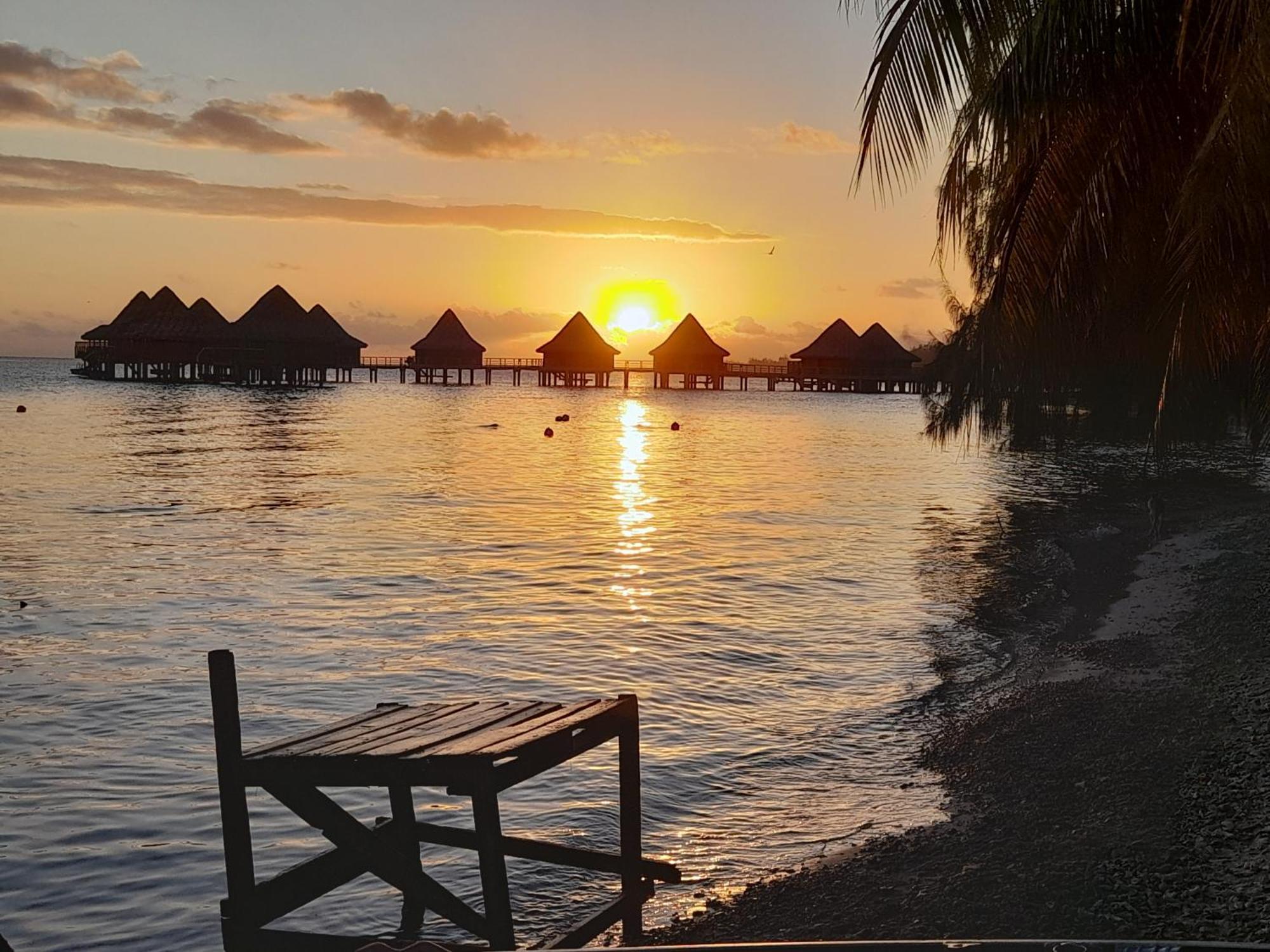 Hinamoe Lodge Avatoru Luaran gambar