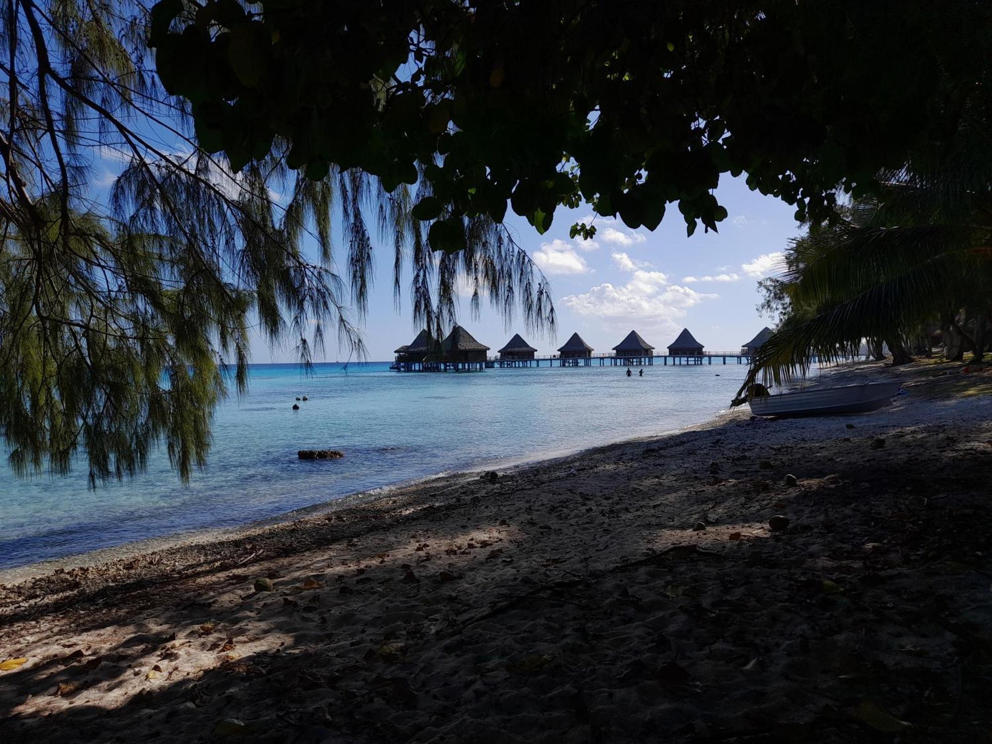 Hinamoe Lodge Avatoru Luaran gambar